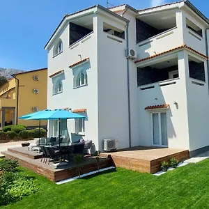 https://apartments-matea-baska.primorje-gorskikotar.com